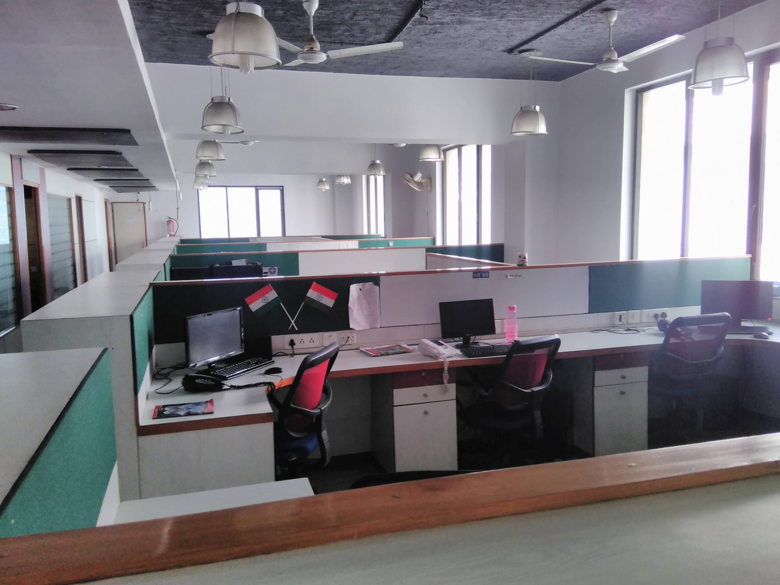 2200 sqft furnished office for rent sectro 3 noida