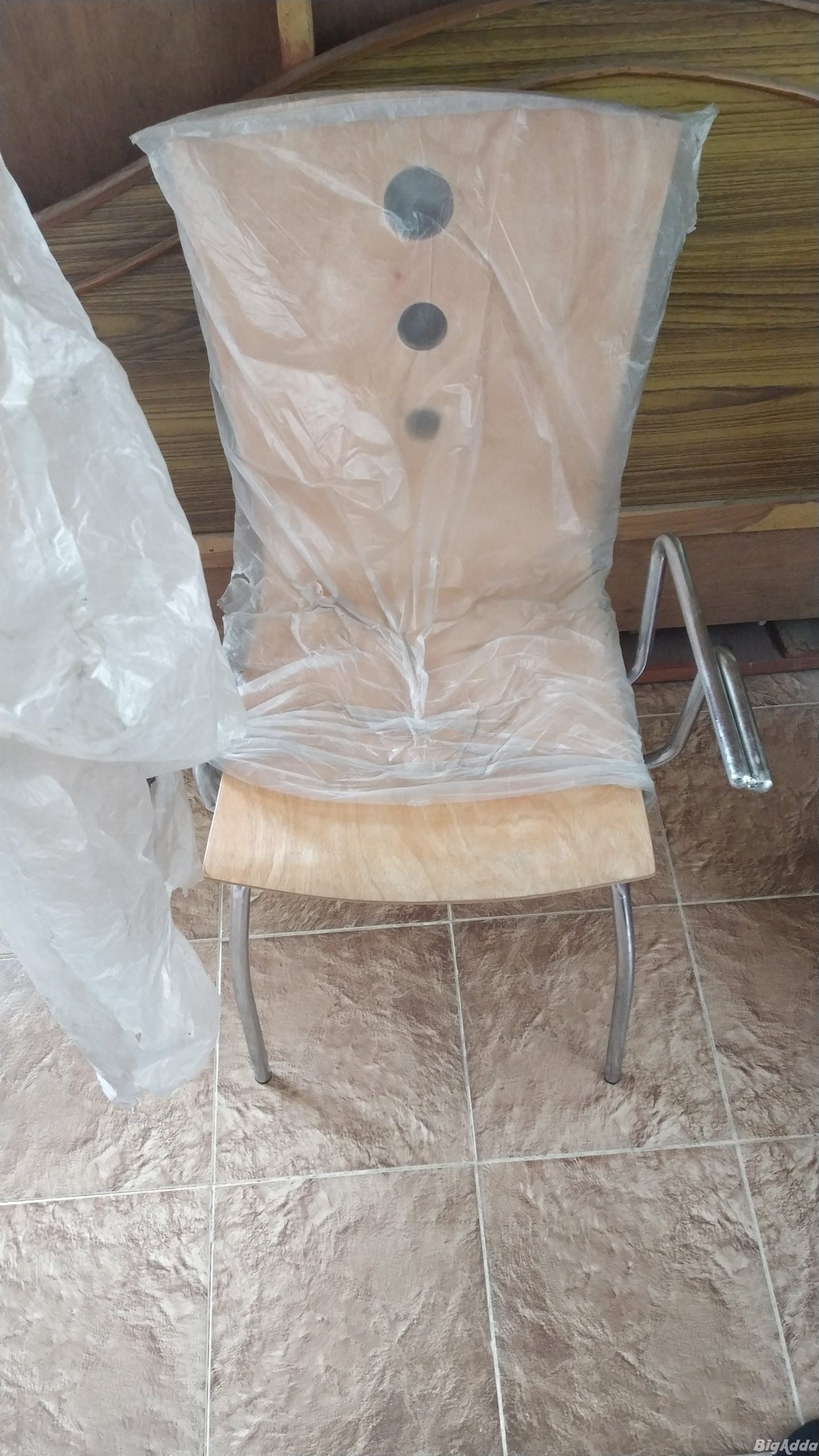 Custom made study chairs with pad for sale