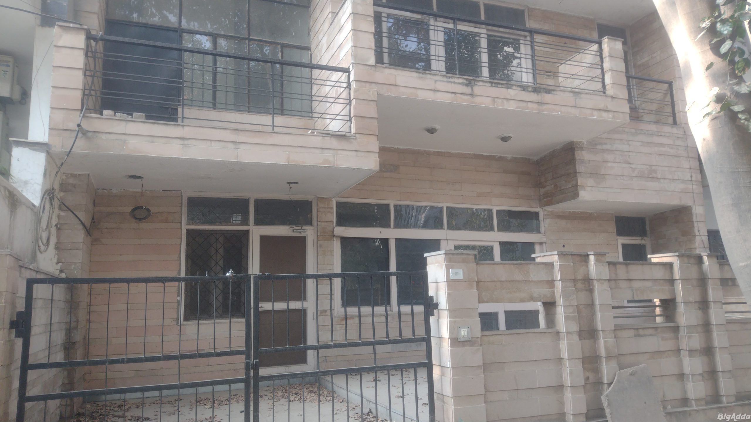 4BHK Independent Kothi for Sale in Block H DLF 1