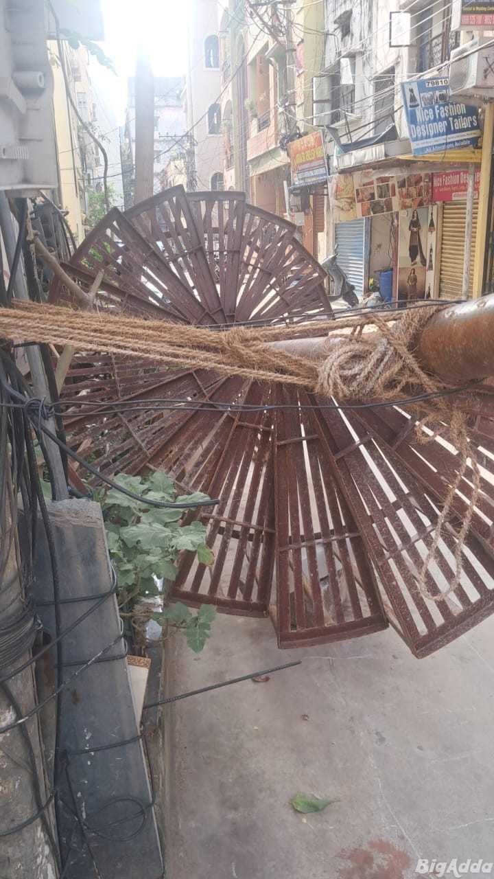HEAVY DUTYSPIRAL STEPS IN BRAND NEW CONDITION FOR