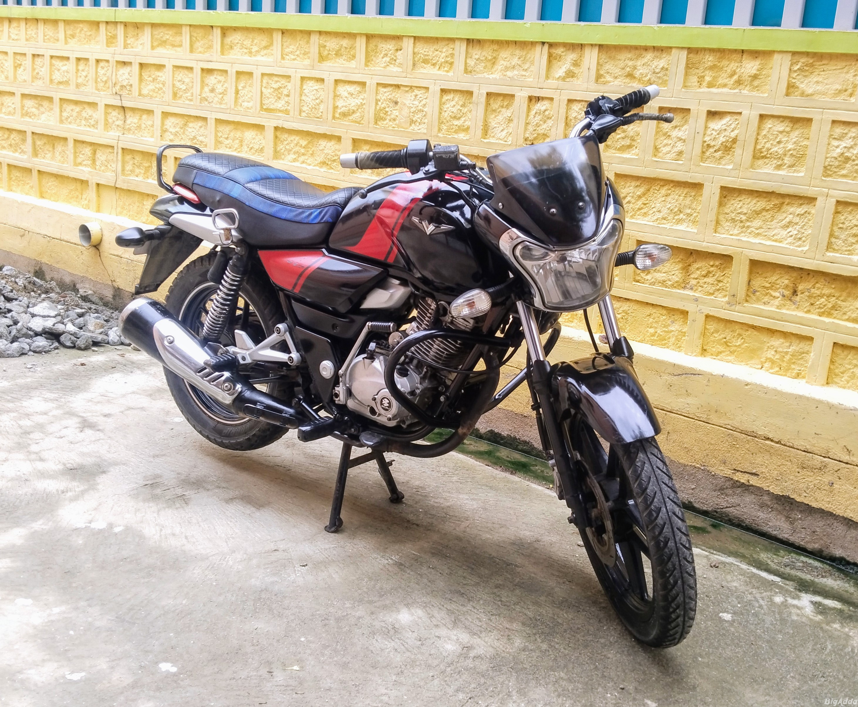 BAJAJ V 15, 2016 MODEL,SINGLE OWNER ,VERY GOOD
