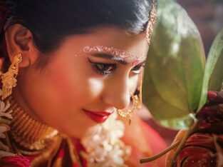 Hire wedding Photographer in Kolkata