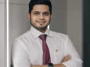 Dr Prakhar Jain