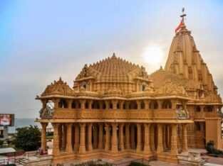 Get to Know the Heritage of Dwarkadhish Temple