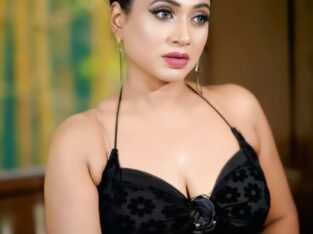 Rashmi Chatterjee – Bollywood Female Actress