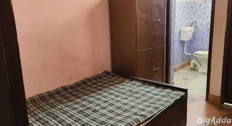 room for rent in new ashok nagar