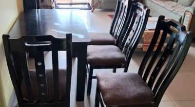 48″ x 32″ Compact 4-Seater Dining Table